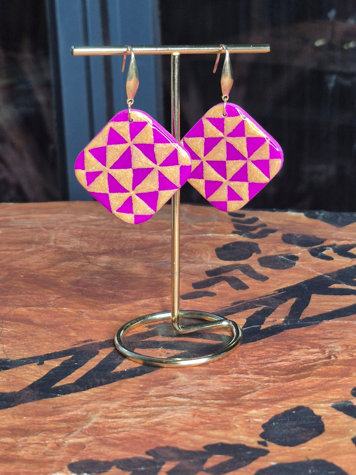 Purple Manulua Dangle