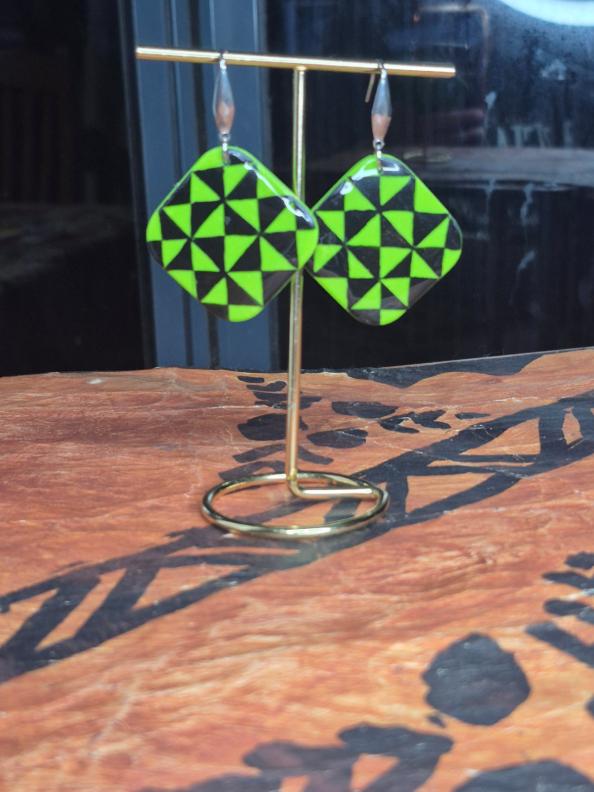 Green Manulua Dangle