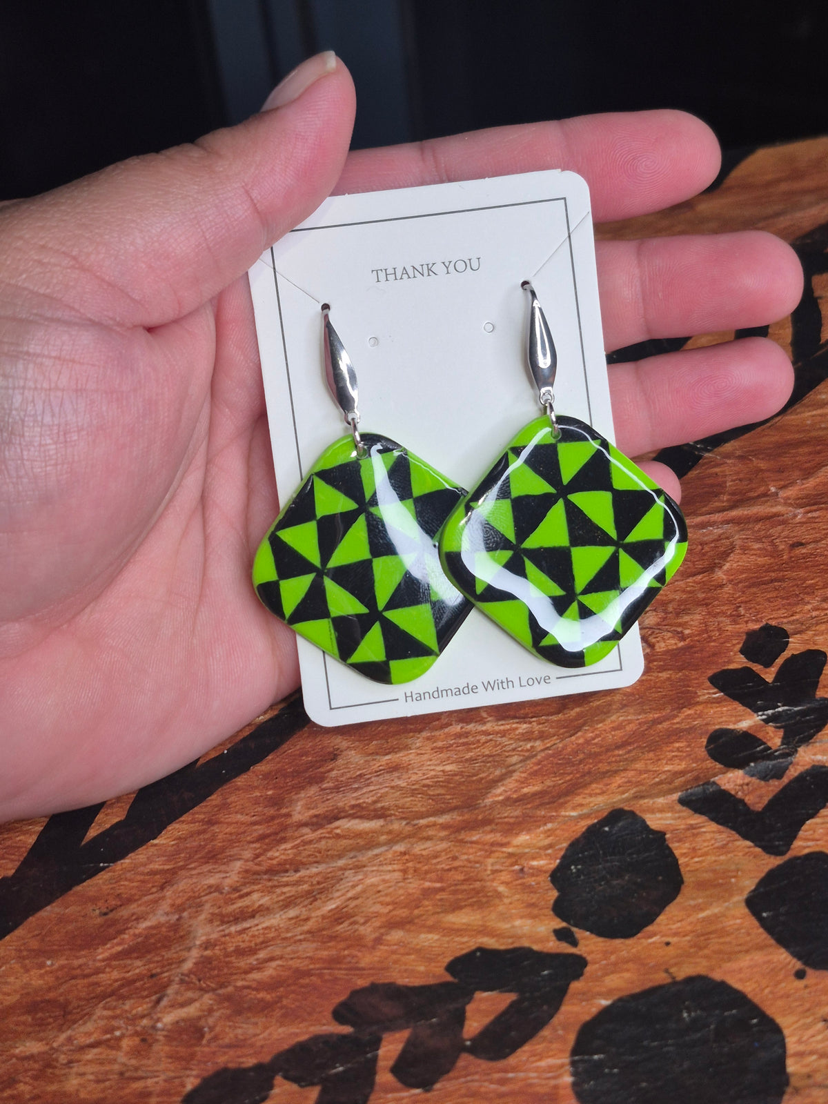 Green Manulua Dangle